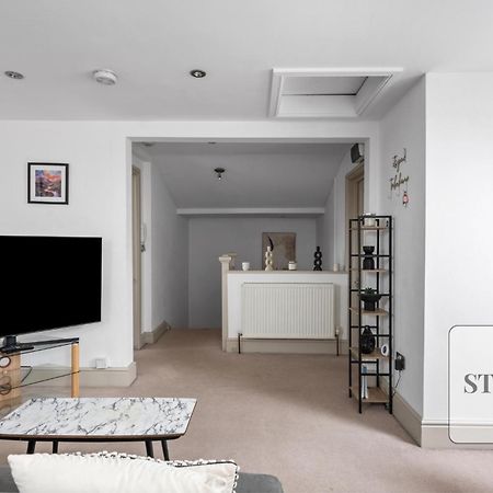 Cosy Apartment In Moulsham, Long Stays Welcome เชมส์ฟอร์ด ภายนอก รูปภาพ